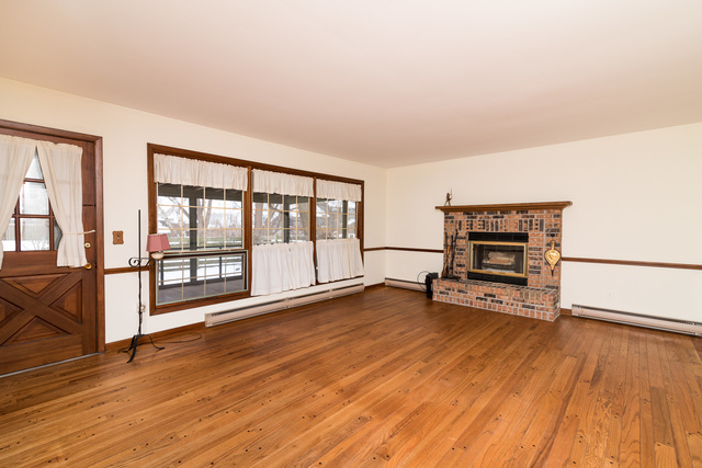 248 Wheeler Road Sugar Grove, IL 60554 - Photo 7 of 25 Gallery Image 7