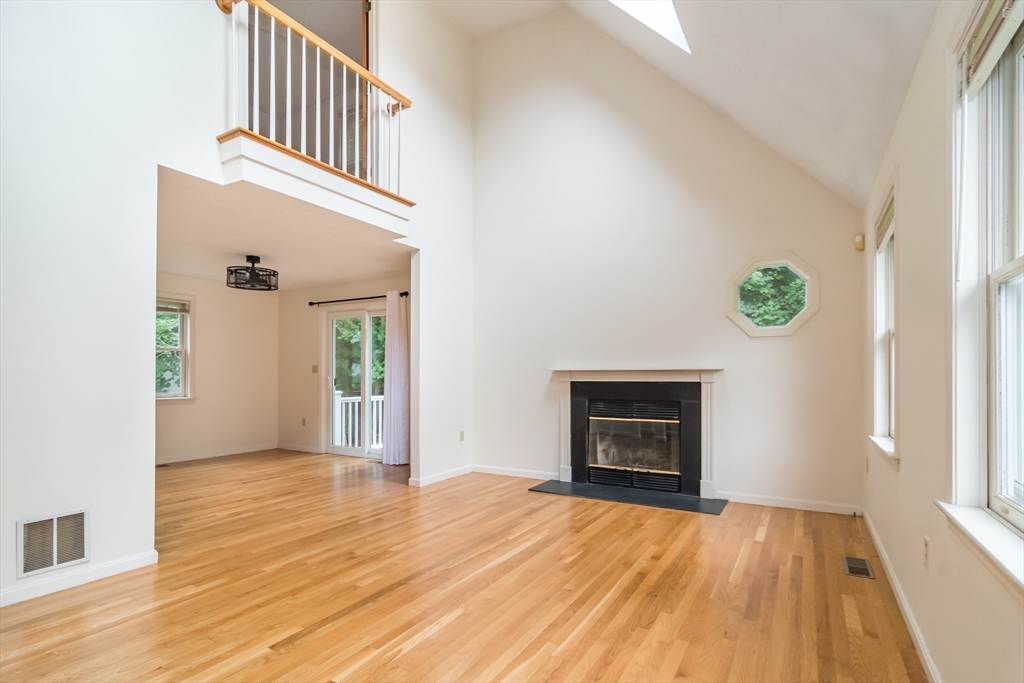 4 Randall Court Natick, MA 01760 - Photo 3 of 25