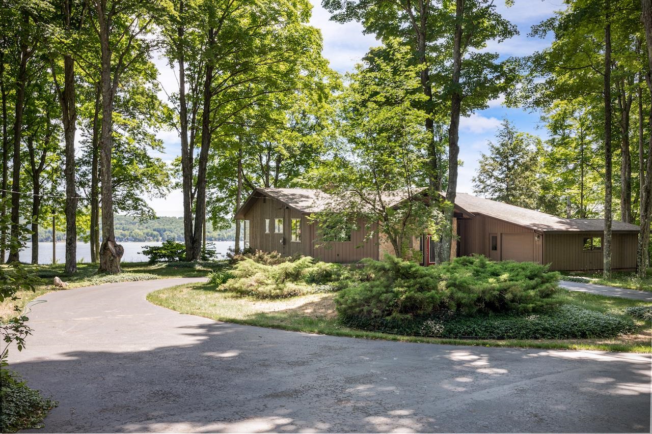 5686 South Maple City Road Maple City, MI 49664 - Photo 1 of 77 1902719.JPG