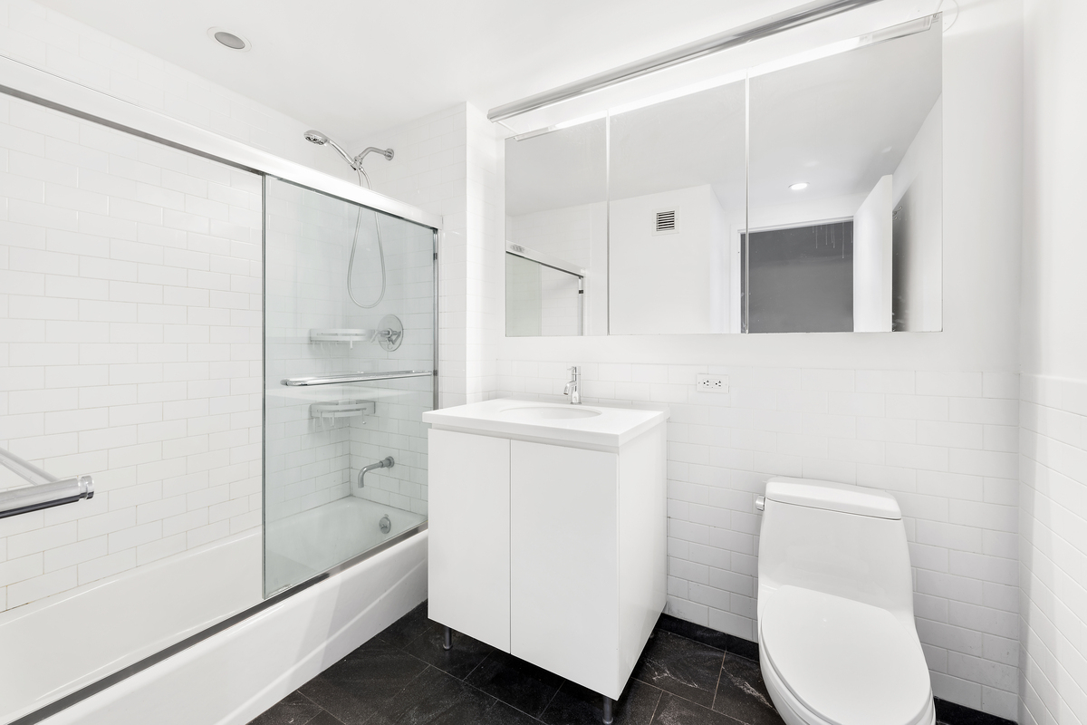 90 William Street, Unit 16E Manhattan, NY 10038 - Photo 7 of 10