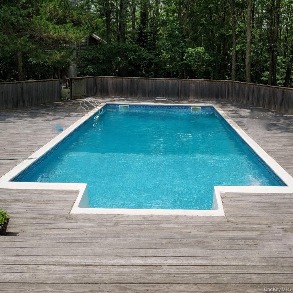 961 Brick Kiln Road Sag Harbor, NY 11963 - Photo 3 of 17