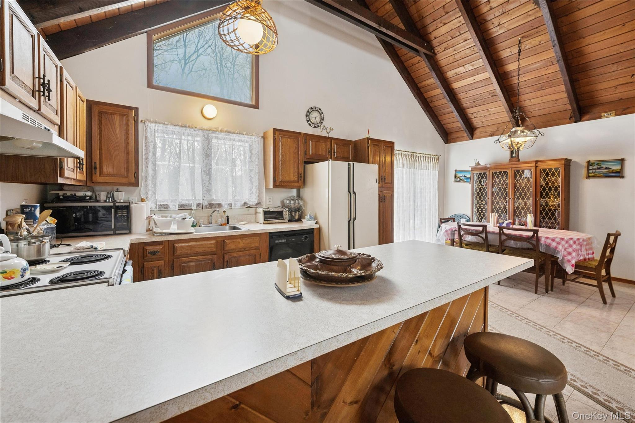 961 Brick Kiln Road Sag Harbor, NY 11963 - Photo 5 of 17