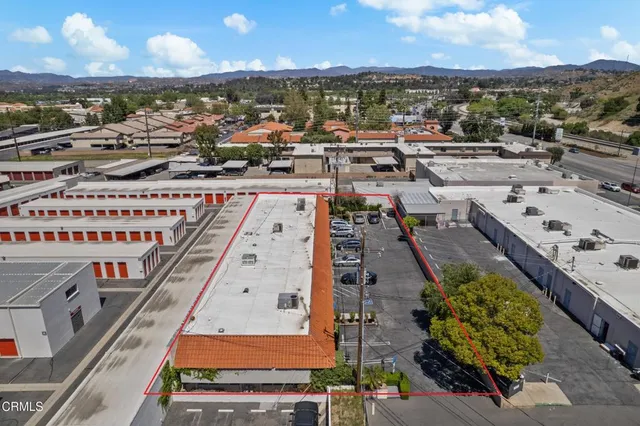 a picture of city view