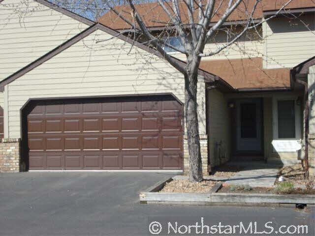 1625 Upper Afton Road, Unit B St. Paul, MN 55106 - Photo 9 of 10 Gallery Image 9
