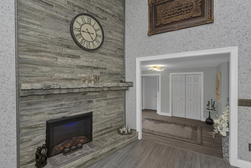 77 Glendale Road Agawam, MA 01001 - Photo 12 of 40
