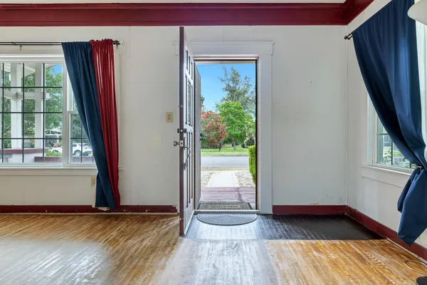 $314,500 | 3153 East Kerckhoff Avenue, Fresno, CA 93702