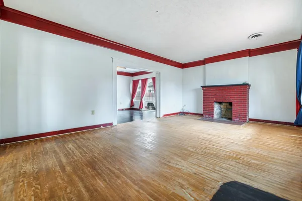 $314,500 | 3153 East Kerckhoff Avenue, Fresno, CA 93702