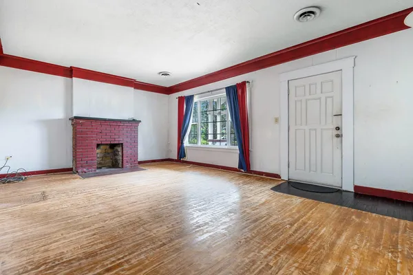 $314,500 | 3153 East Kerckhoff Avenue, Fresno, CA 93702