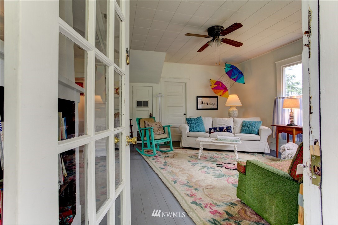 3315 Sandridge Road Seaview, WA 98644 - Photo 4 of 25 Gallery Image 4