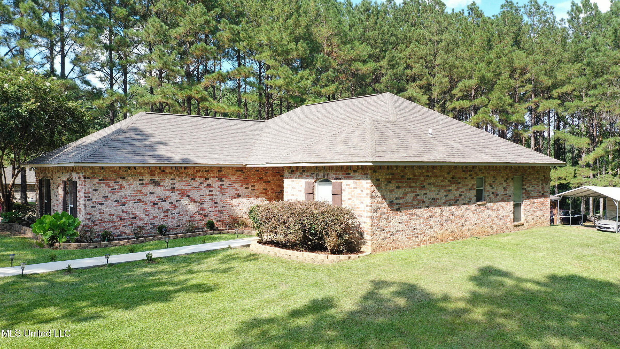 1035 Great Pt Road McComb, MS 39648 - Photo 2 of 13 __0004
