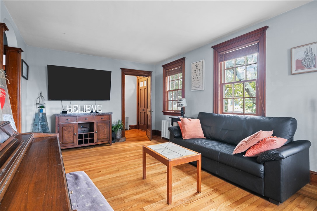 47 Admiral Kalbfus Road Newport, RI 02840 - Photo 11 of 41
