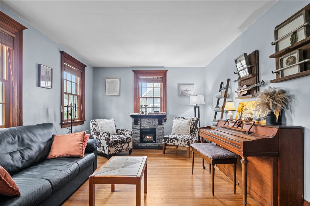 47 Admiral Kalbfus Road Newport, RI 02840 - Photo 13 of 41