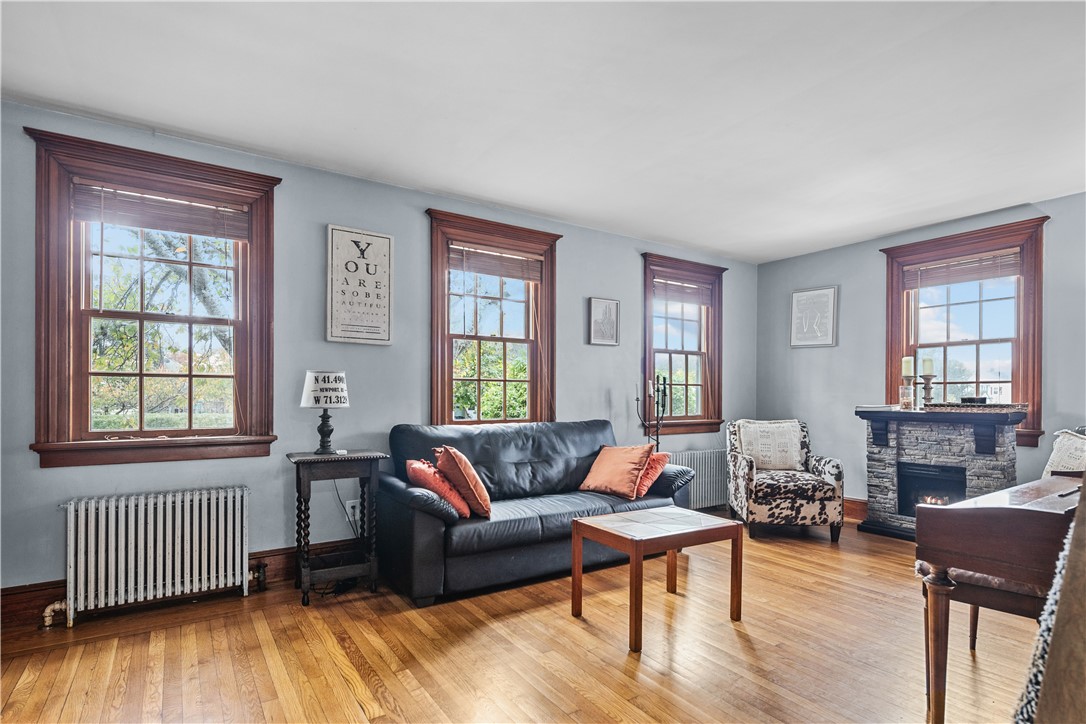47 Admiral Kalbfus Road Newport, RI 02840 - Photo 16 of 41