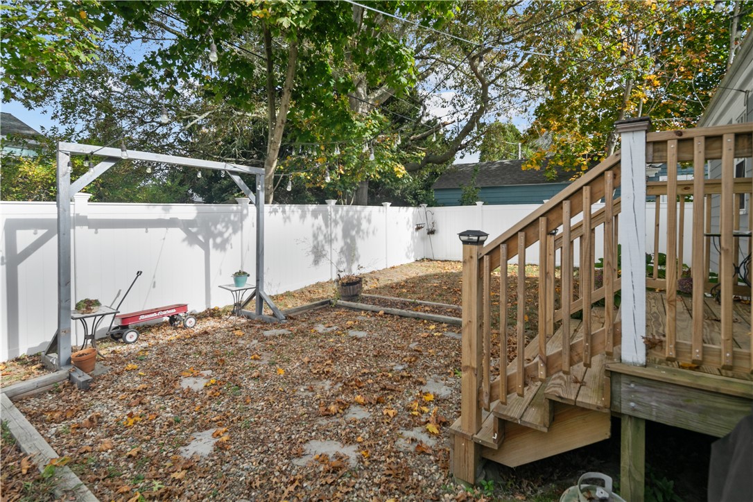 47 Admiral Kalbfus Road Newport, RI 02840 - Photo 37 of 41