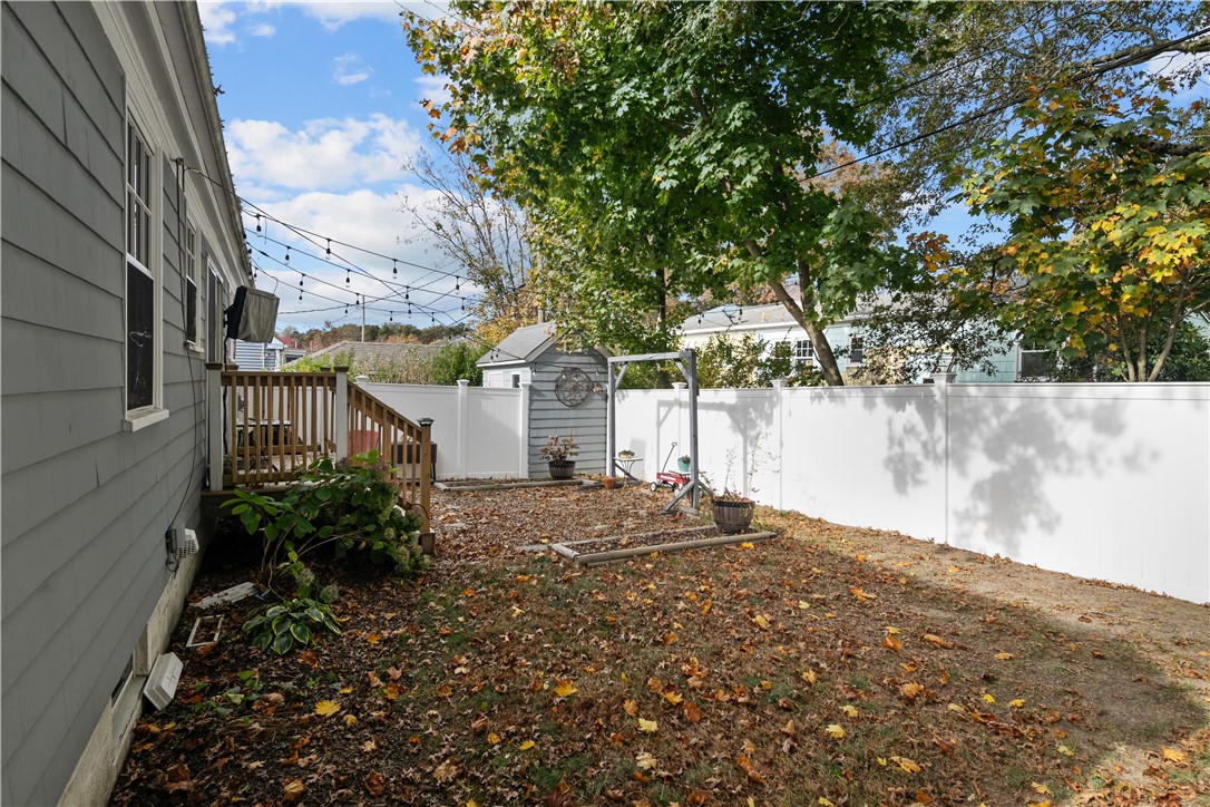 47 Admiral Kalbfus Road Newport, RI 02840 - Photo 38 of 41