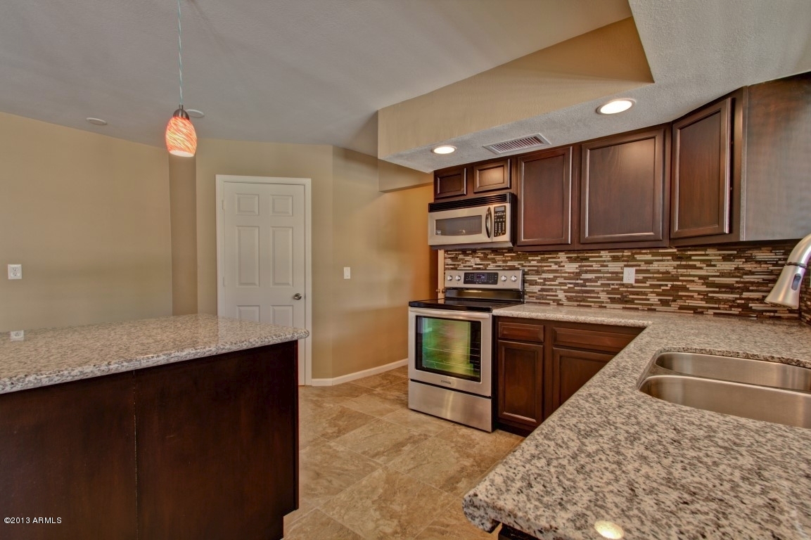 230 East Silver Creek Road Gilbert, AZ 85296 - Photo 11 of 47 Silver Creek (11)