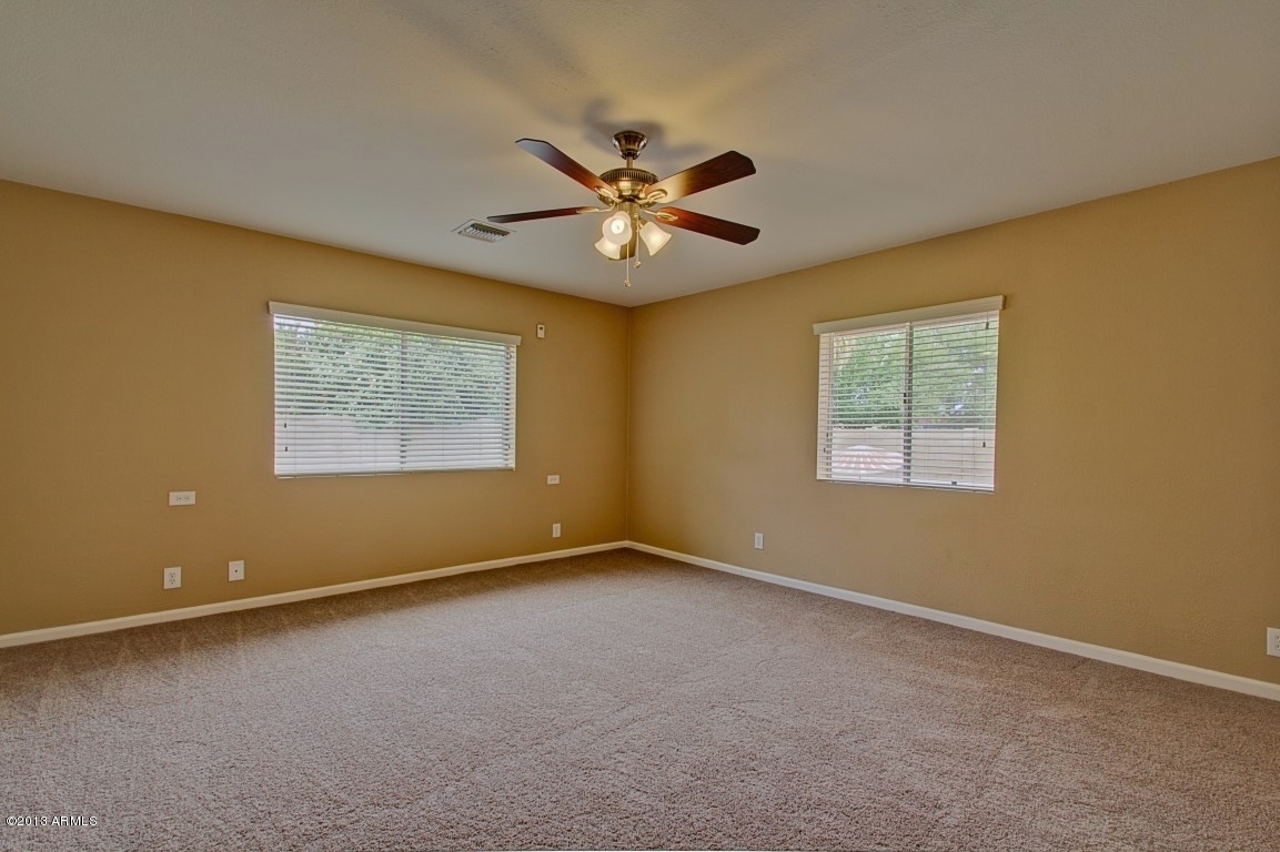 230 East Silver Creek Road Gilbert, AZ 85296 - Photo 17 of 47 Silver Creek (17)