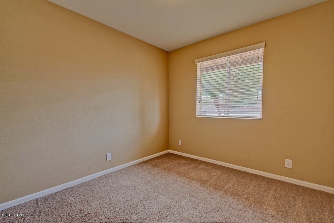 230 East Silver Creek Road Gilbert, AZ 85296 - Photo 36 of 47 Silver Creek (36)