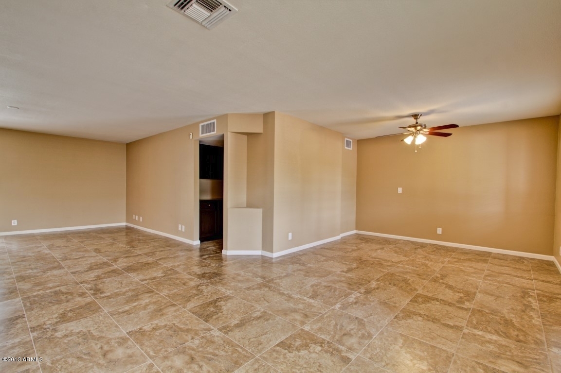 230 East Silver Creek Road Gilbert, AZ 85296 - Photo 4 of 47 Silver Creek (4)