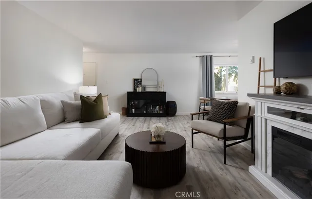 $595,000 | 12200 Montecito Road, Unit D104, Seal Beach, CA 90740