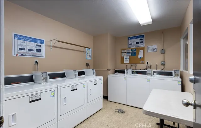 $595,000 | 12200 Montecito Road, Unit D104, Seal Beach, CA 90740