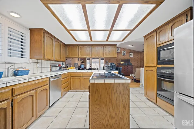 $452,000 | Undisclosed Address, Hanford, CA 93230