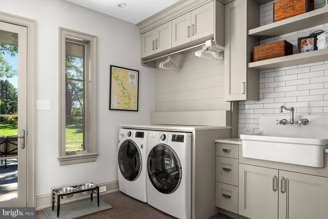 a bathroom with a sink