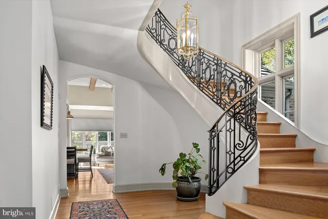 a view of hallway with washer and dryer