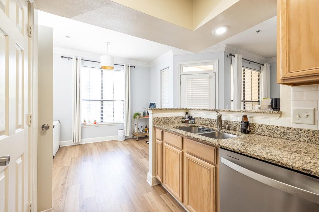 3777 Peachtree Road Northeast, Unit 712 Atlanta, GA 30319 - Photo 15 of 32