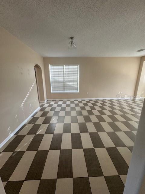 386 Haversham Road Deltona, FL 32725 - Photo 21 of 39 a black and white checkered floor