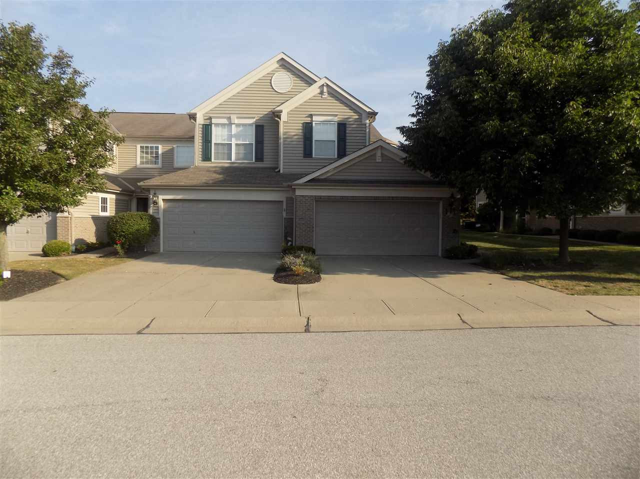 862 Flint Ridge Newport, KY 41076 - Photo 2 of 24 Gallery Image 2