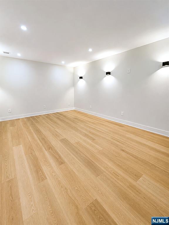 220 Riveredge Road Tenafly, NJ 07670 - Photo 11 of 13 Gallery Image 11