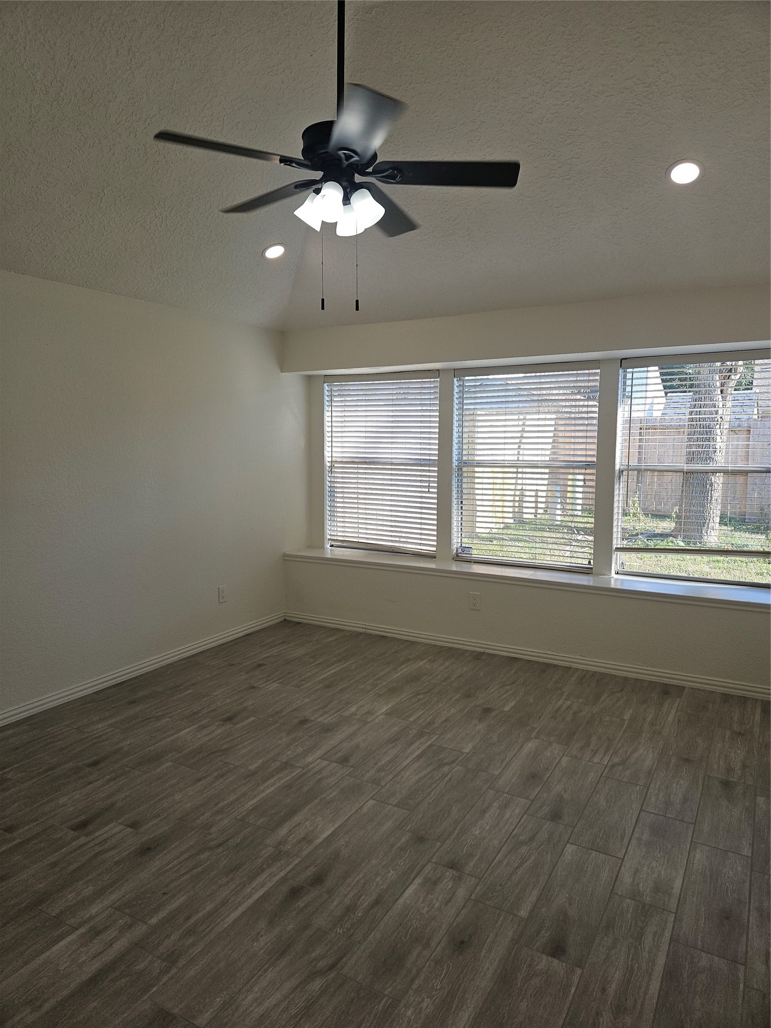 4426 Waterfall Way Sugar Land, TX 77479 - Photo 7 of 11 a view of an empty room with a window