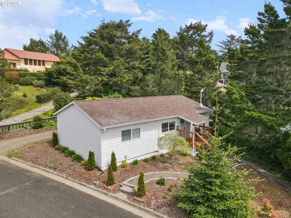$429,000 | 125 West 11th Street, Florence, OR 97439