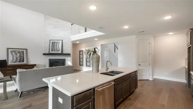 $451,464 | 438 Jackson River Loop, Kyle, TX 78640