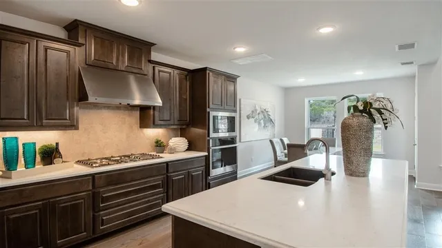 $451,464 | 438 Jackson River Loop, Kyle, TX 78640