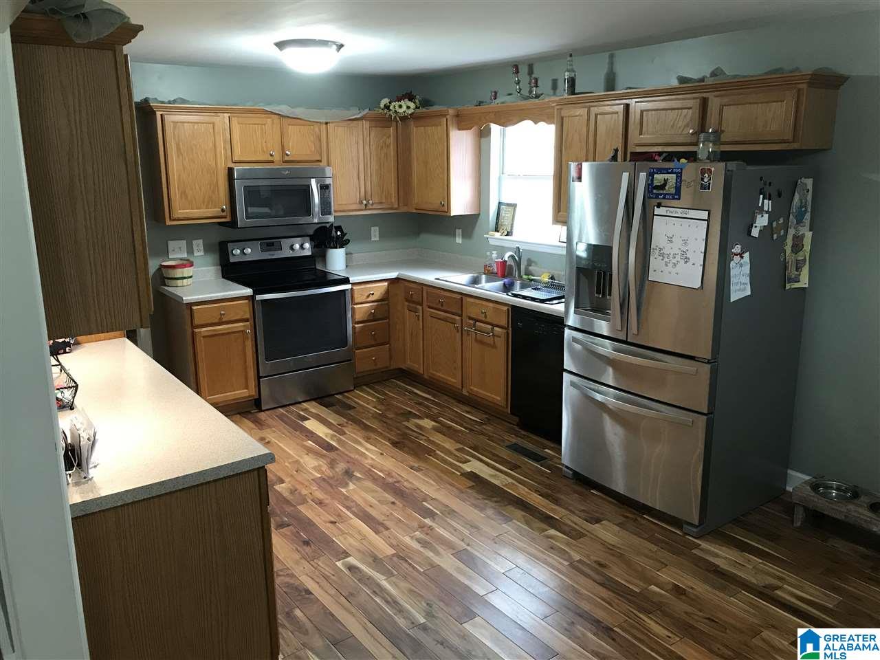 582 Valley Trail Warrior, AL 35180 - Photo 5 of 27