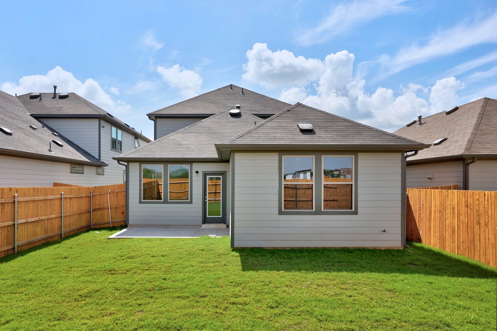 220 Hornet Street Elgin, TX 78621 - Photo 29 of 38