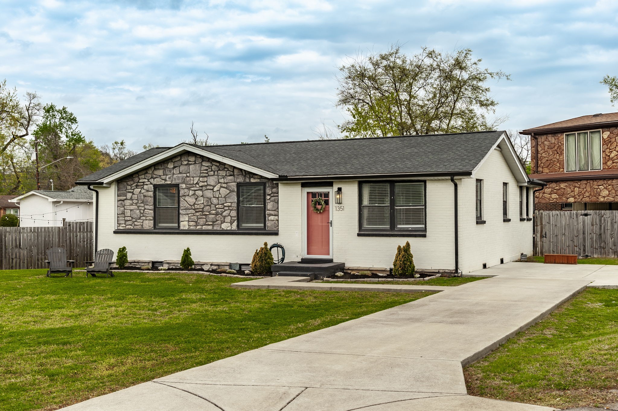 1351 Rosedale Court Nashville, TN 37207 - Photo 2 of 32