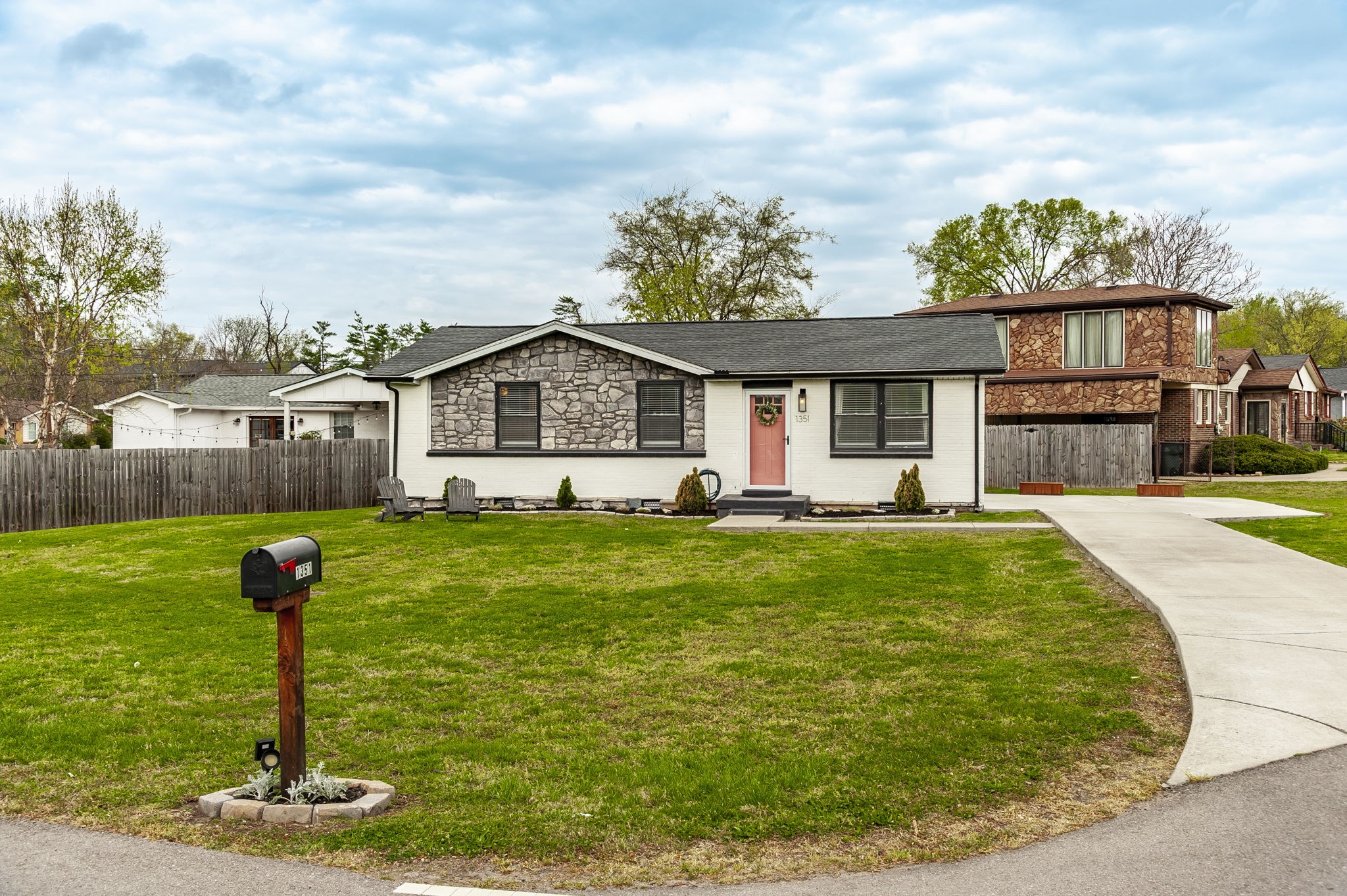 1351 Rosedale Court Nashville, TN 37207 - Photo 4 of 32