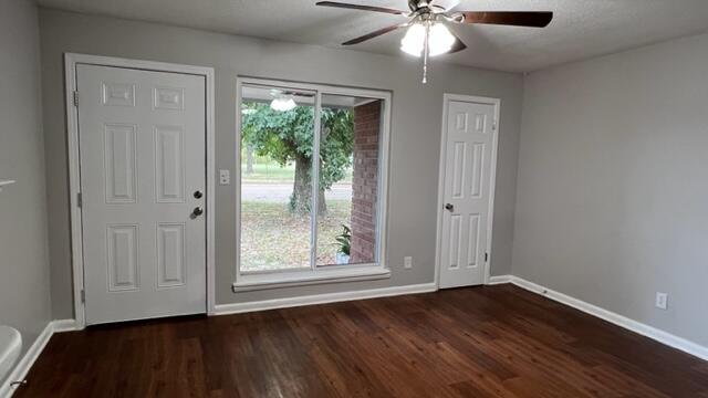 1013 North Moore Road Chattanooga, TN 37411 - Photo 2 of 26 IMG_7093