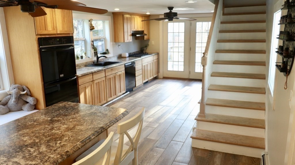 47 Brookline Street Townsend, MA 01469 - Photo 6 of 41