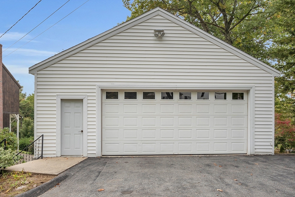 430 High Rock Road Fitchburg, MA 01420 - Photo 3 of 33 Gallery Image 3
