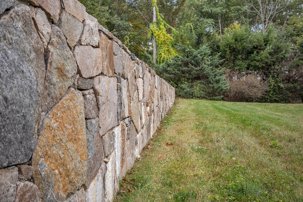 430 High Rock Road Fitchburg, MA 01420 - Photo 8 of 33 Gallery Image 8