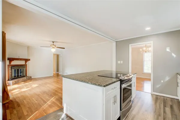 $2,500 | 859 Candy Lane Southwest, Marietta, GA 30068