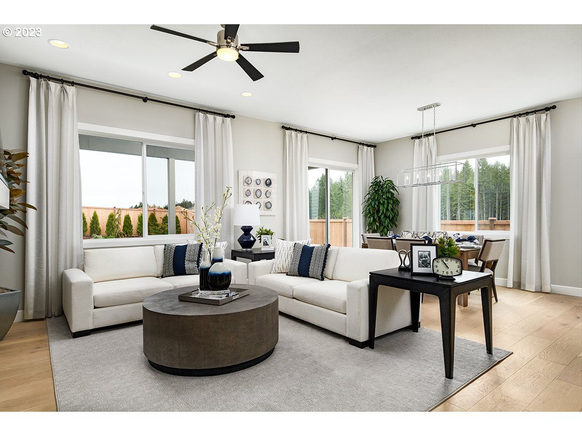 Northeast Singer Lane Estacada, OR 97023 - Photo 2 of 12 Great Room