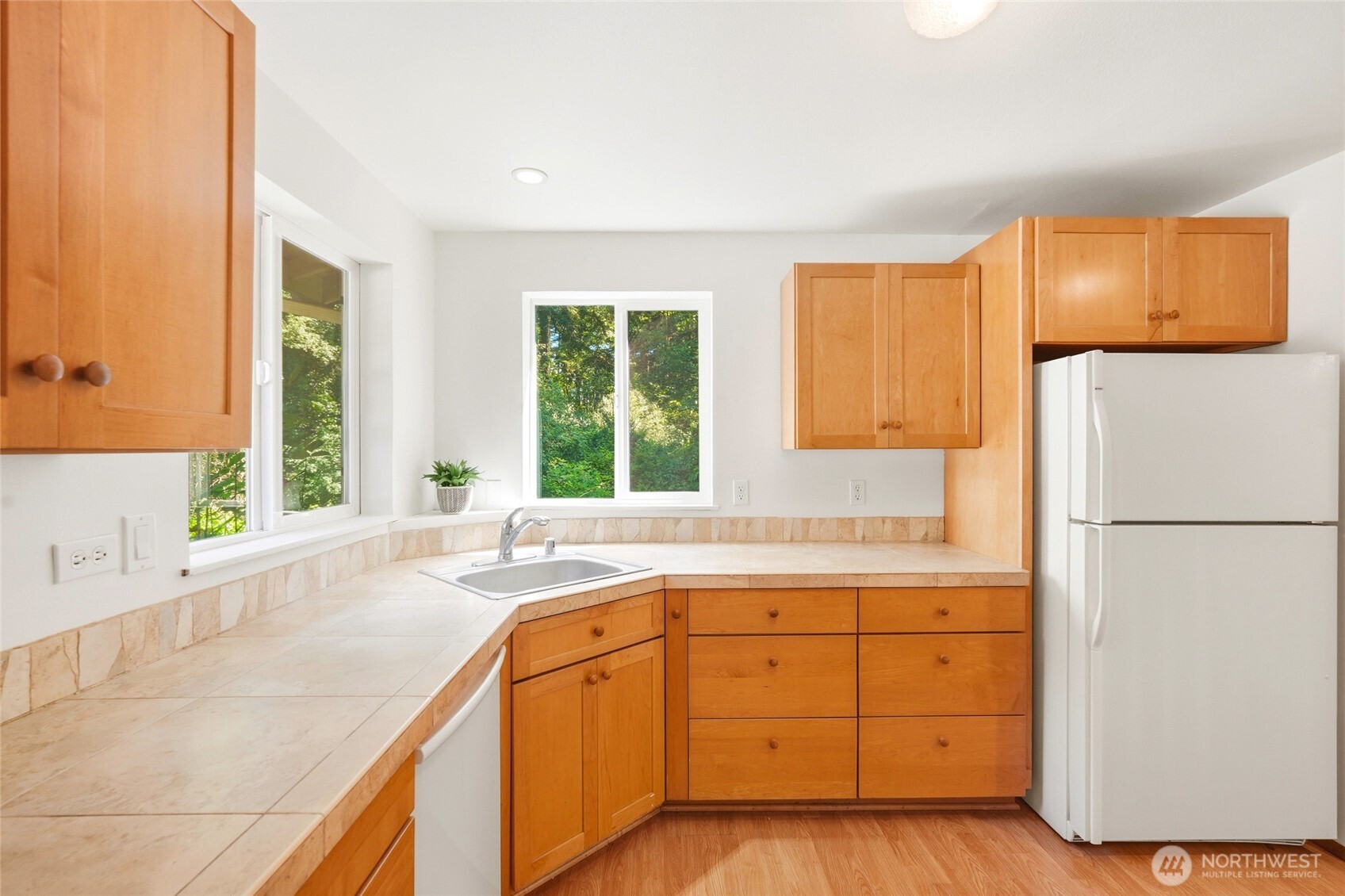 2995 Hunt Road Oak Harbor, WA 98277 - Photo 8 of 22 Gallery Image 8