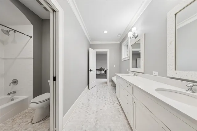 $4,250,000 | 415 North Adams Street, Hinsdale, IL 60521