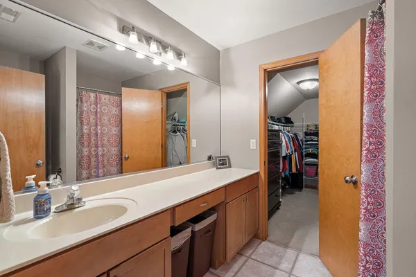 $459,900 | 412 Chessington Drive, Crown Point, IN 46307