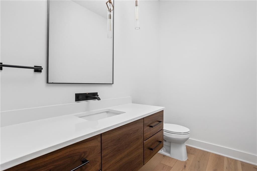 7912 Spring Mill Road Indianapolis, IN 46260 - Photo 31 of 60